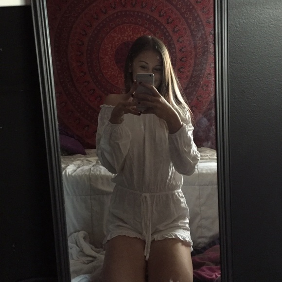 Meet your Posher, Jules - Picture 2 of 2