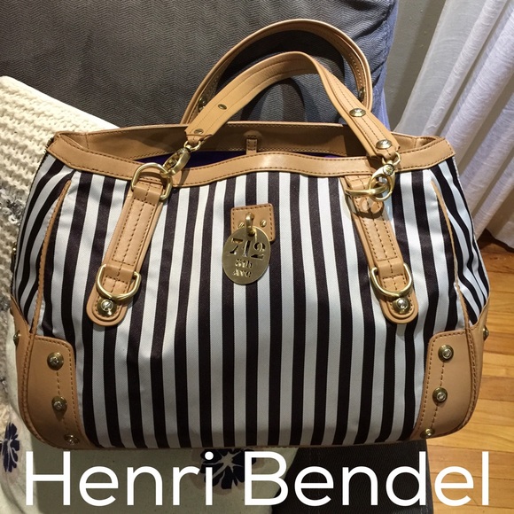 SOLD ! 😁Henry Bendel purse