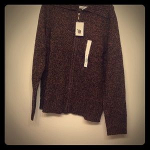 Brown Croft & barrow zip up sweater has tags