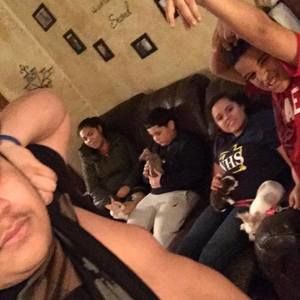 Meet your Posher, Sidney