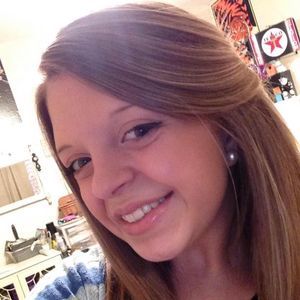 Meet your Posher, Kasey raye