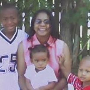 Meet your Posher, Alise