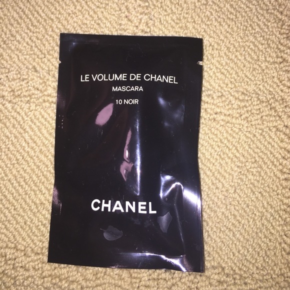 Small Chanel Mascara