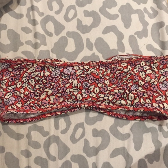 American Eagle floral bandeau - Picture 2 of 3