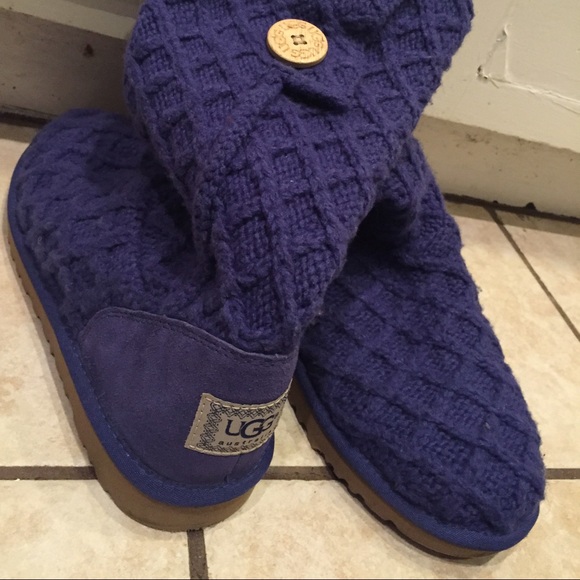 Lattice Cardy Uggs. 6Y 8W  price negotiable
