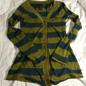 FREE PEOPLE long sleeves