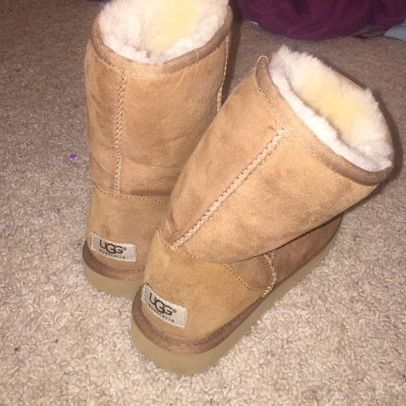 UGGS size 8