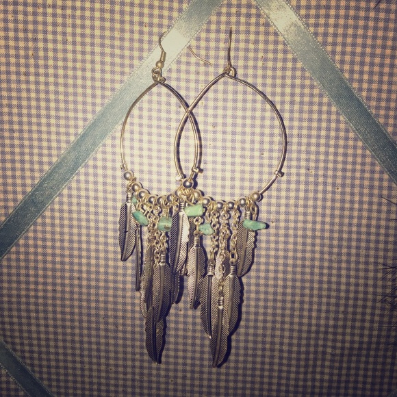 Beautiful dream catcher earrings 😍👌🏽