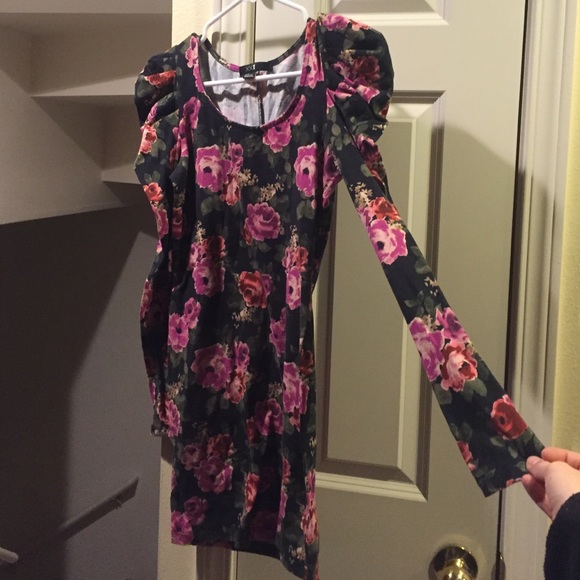LAST CHANCE! Donating Feb 1st-Floral bodycon dress