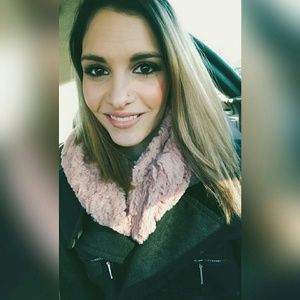 Meet your Posher, Elisha