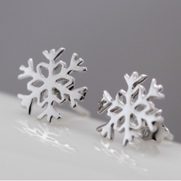 925 sterling silver snow flake earrings - Picture 4 of 4
