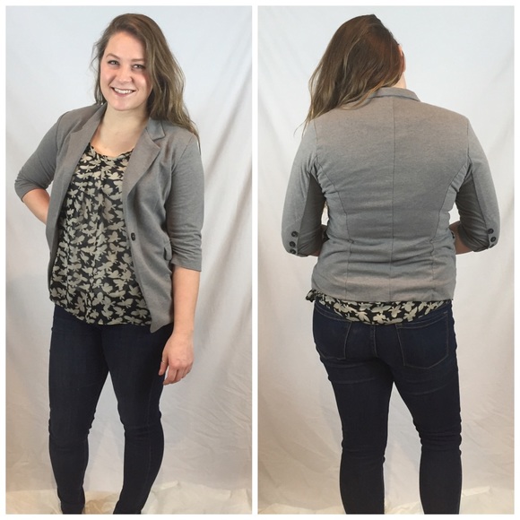 Grey Knit 3/4 Sleeve Blazer