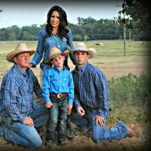 Meet your Posher, Celina