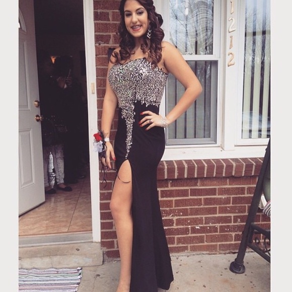 Dresses & Skirts - Prom Dress