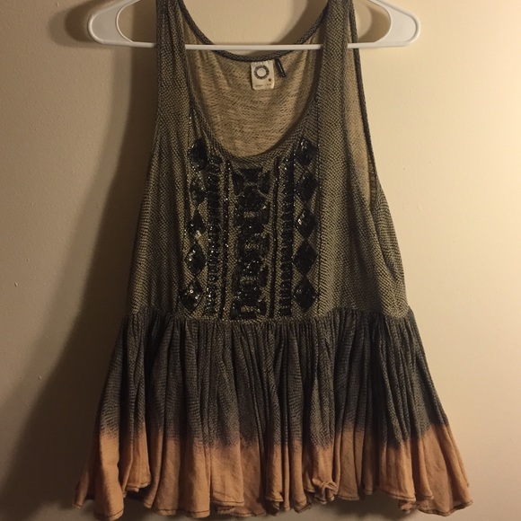 Floaty crop top with gorgeous embroidered pattern