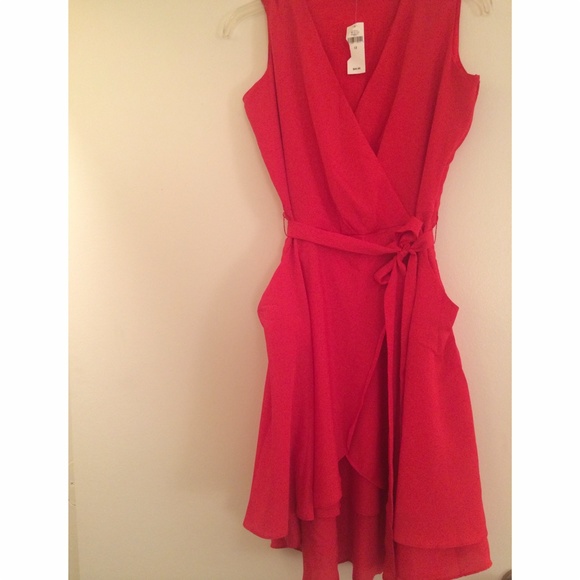 Banana Republic Dresses & Skirts - Red dress