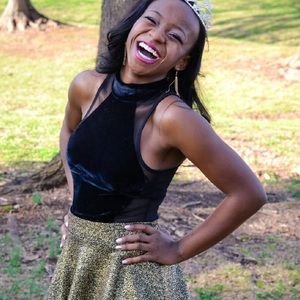 Meet your Posher, Addison