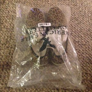 American Eagle Slip - On's