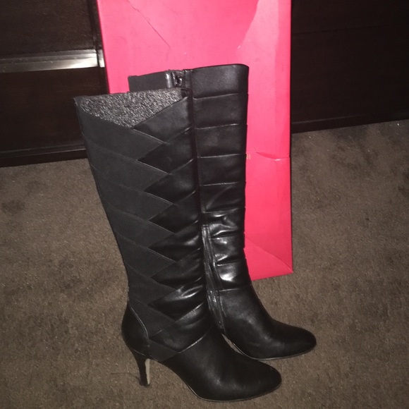 Adrienne Vittadini riding boots