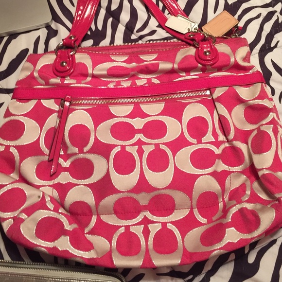 Coach poopy signature glam tote - Picture 3 of 3
