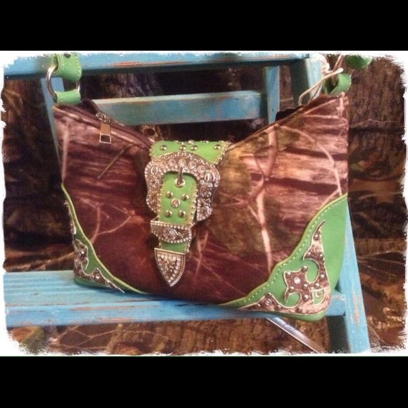 😏Kids Camo Handbag😏