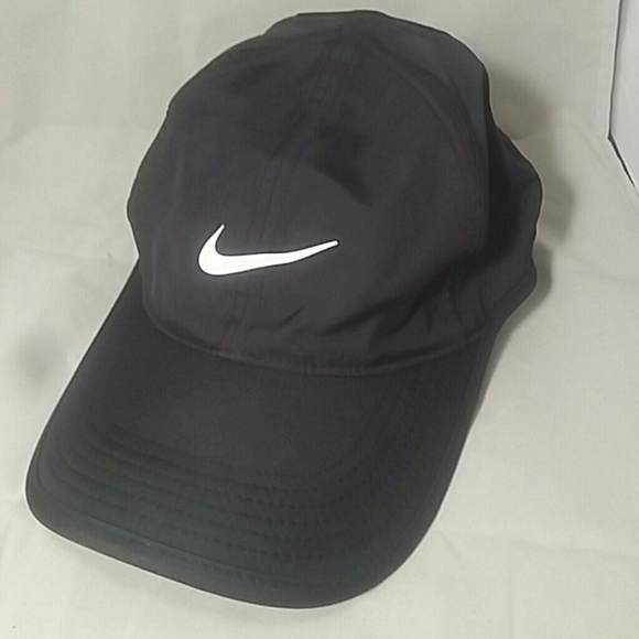 ladies black nike cap