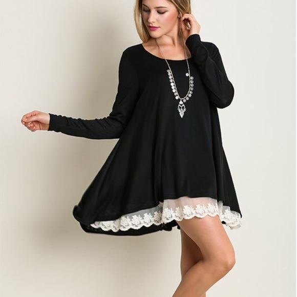 "Nothing Twice" Lace Hem Tunic Top - Picture 3 of 4