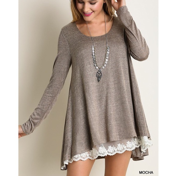 "Nothing Twice" Lace Hem Tunic Top - Picture 4 of 4