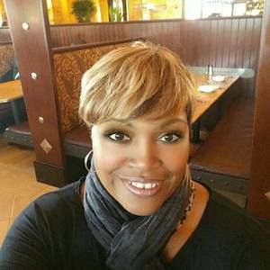 Meet your Posher, Sakita