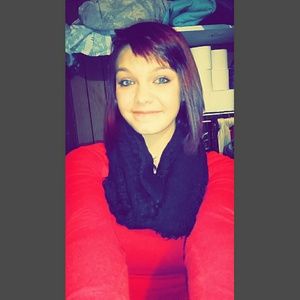 Meet your Posher, Dakota