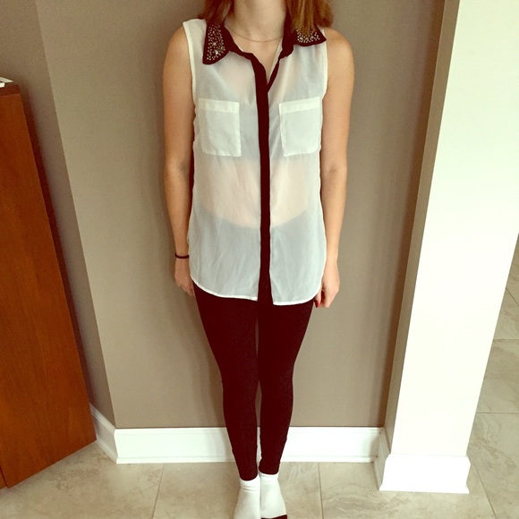 White and black tank top