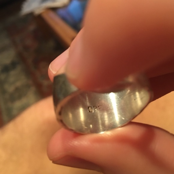 Hammered .925 solver ring - Picture 3 of 4