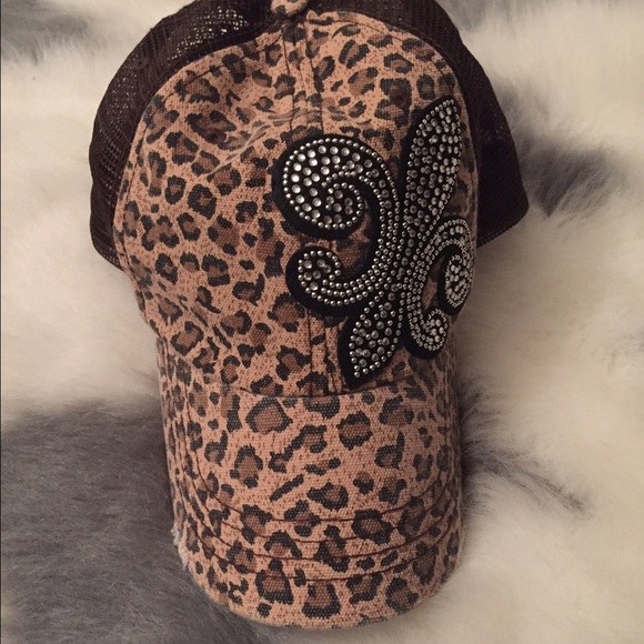 Cheetah bedazzled hat