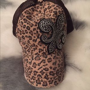Cheetah bedazzled hat