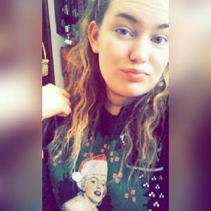 Meet your Posher, Carlie