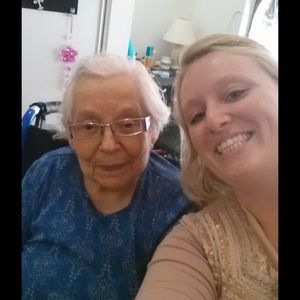 Meet your Posher, Lindy