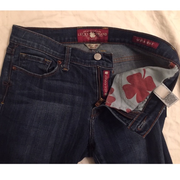 LUCKY BRAND Sophia Boot cut size 6