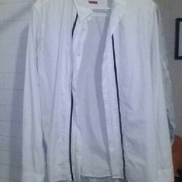 Authentic Hugo Boss button down - Picture 1 of 1