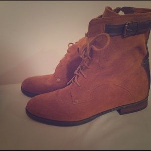 Adorable Franco Sarto booties
