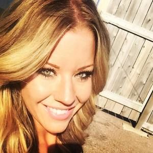 Meet your Posher, Daisha