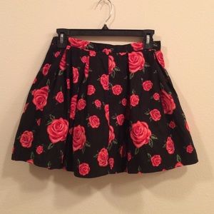 Floral high waisted skirt