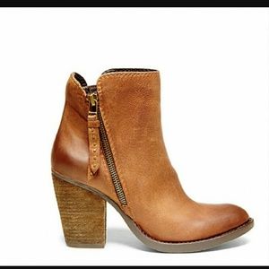 ***** SOLD **** Madden Dark Cognac ankle boots.