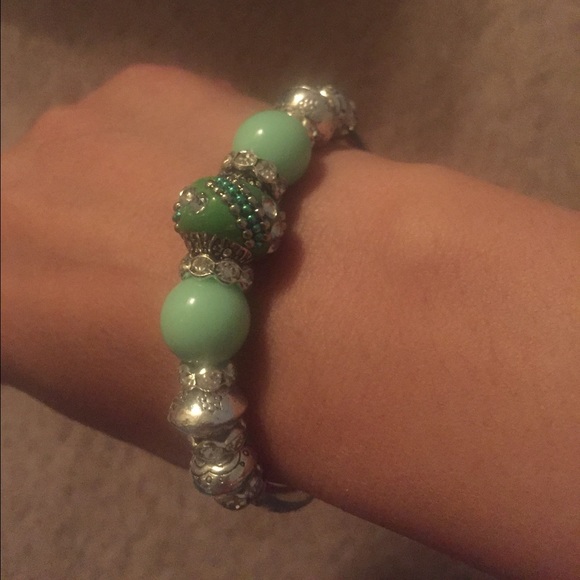 #NEW# Green Bracelet 🎉👍