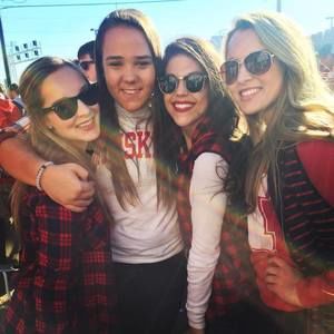 Meet your Posher, Gabrielle