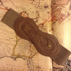 Cute brown stretch belt