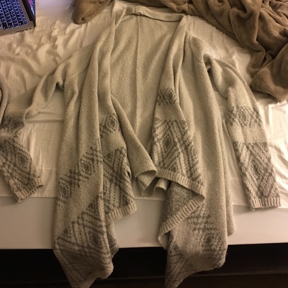 Hollister cardigan