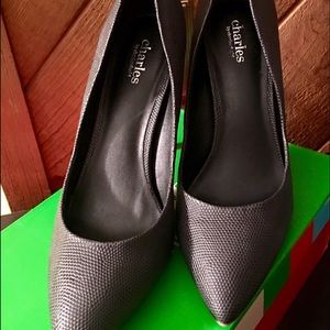 Charles David pointy toe pumps