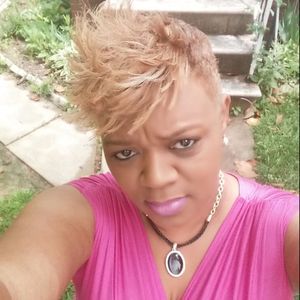 Meet your Posher, Danette