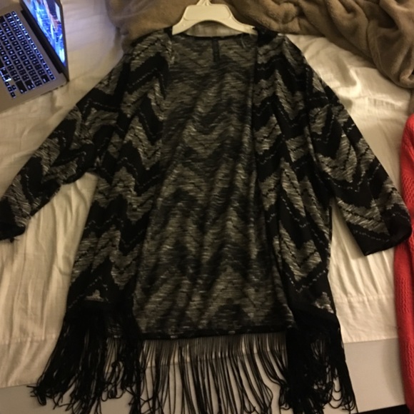 Tribal cardigan with fringe