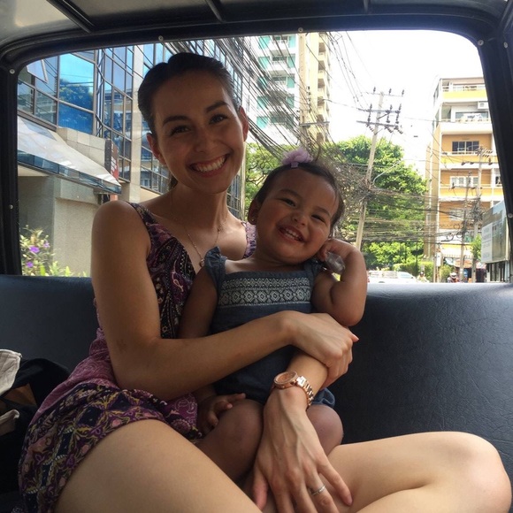 Meet your Posher, Anissa - Picture 2 of 2